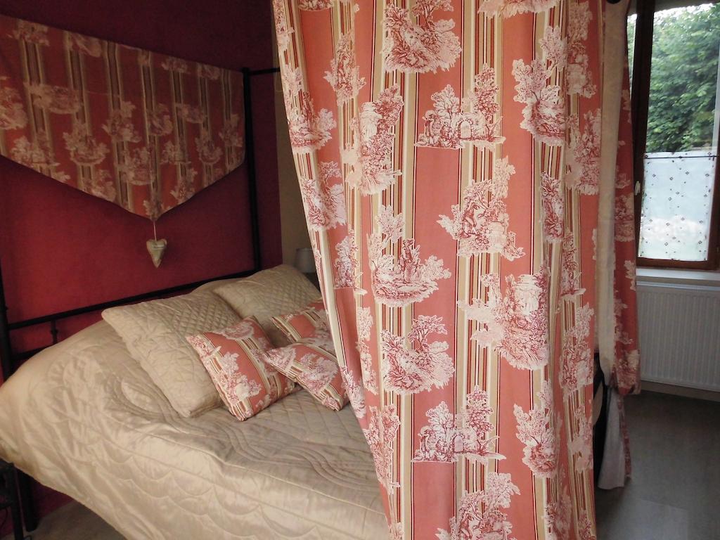 Bed and Breakfast La Demeure Avesnoise à Wignehies Chambre photo